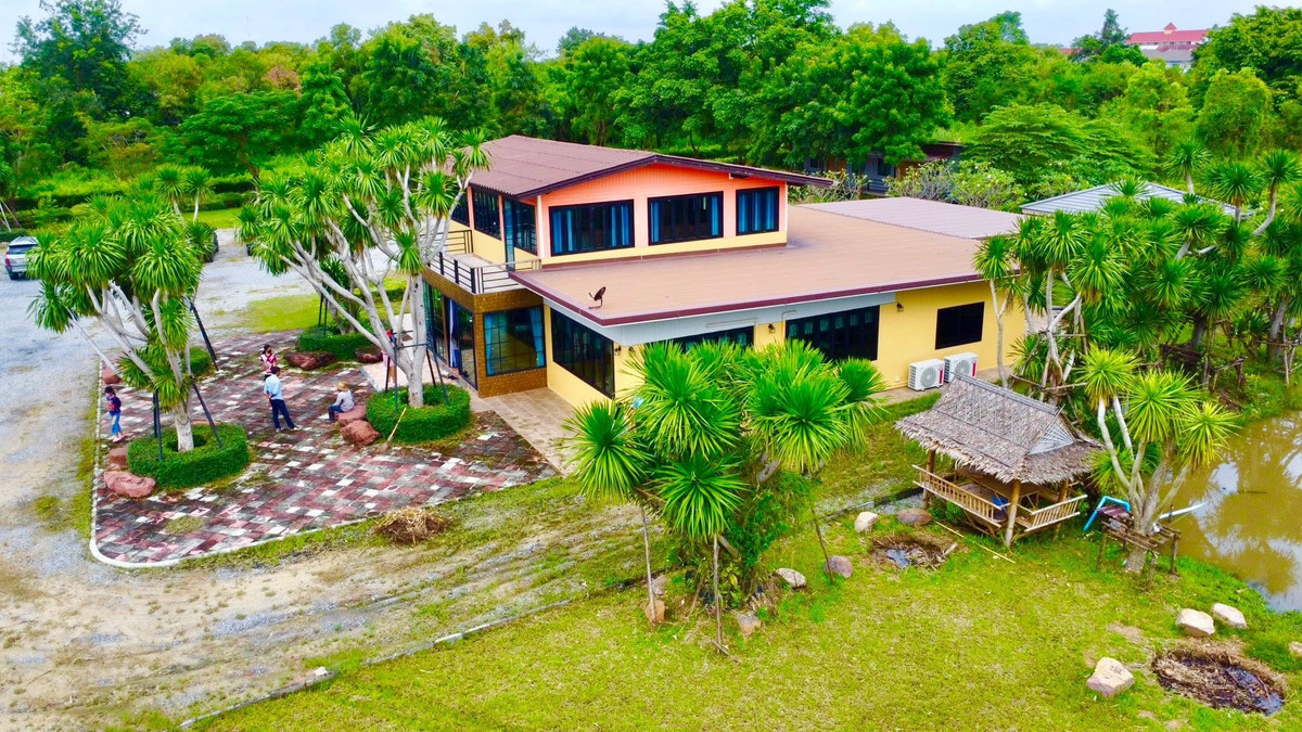 For SaleHousePathum Thani,Rangsit, Thammasat :  บ้านพร้อมที่ดินกว่า 3 ไร่ พร้อมบ้าน — ทำเลคลอง 6 ปทุมธานี