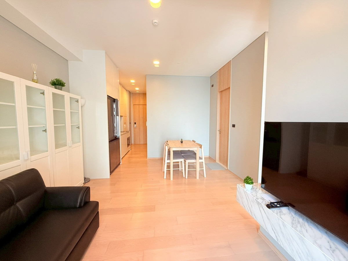 For RentCondoSukhumvit, Asoke, Thonglor : 📍Executive 2-bed Prime location with direct Ekkamai BTS access and superior urban connectivity on : Wyndham Garden Sukhumwit 42 (Siamese Exclusive Sukhumvit 42)