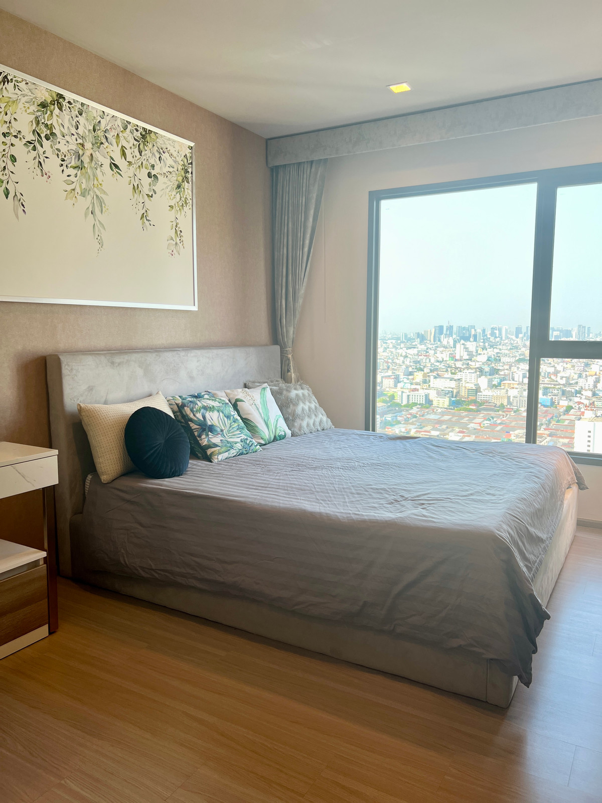For RentCondoRama9, Petchburi, RCA : Life Asoke Rama 9 for rent, 18,000 baht/month [#HI1220]