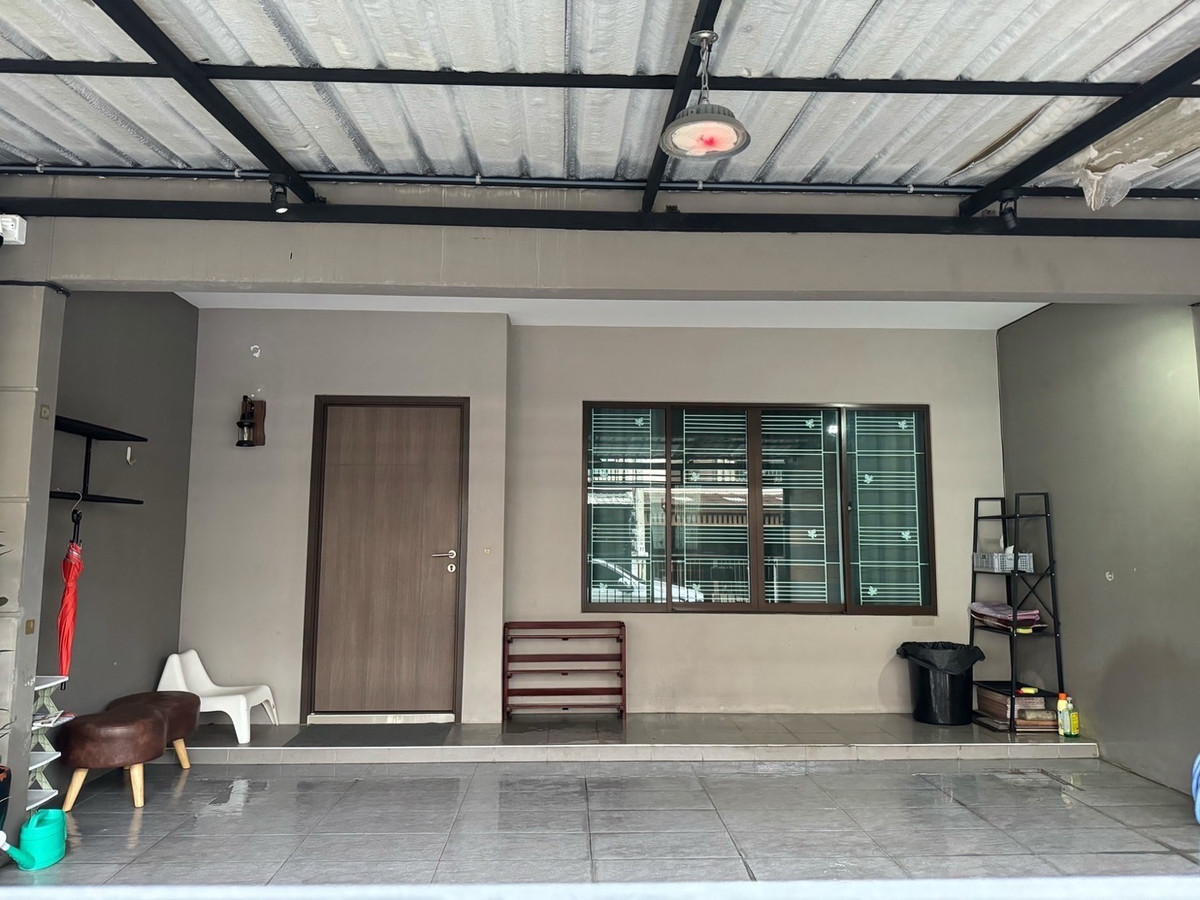 For RentTownhomePattanakan, Srinakarin : Townhome for rent, Pruksa Ville 73, Phatthanakan 38, fully furnished, ready to move in, 3 bedrooms, 2 bathrooms, special price 30,000 baht, small pets welcome 🐶🐱, convenient travel.
