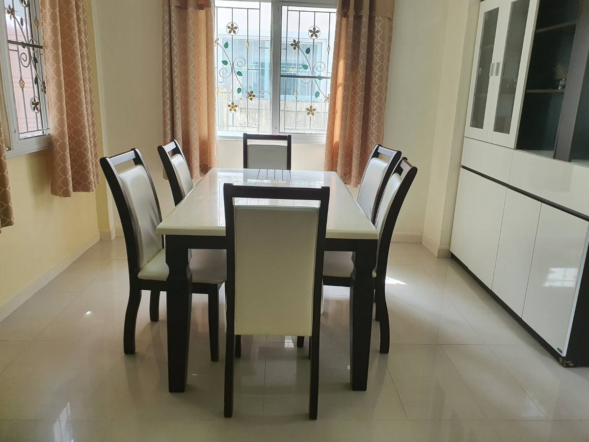 For RentHouseLadkrabang, Suwannaphum Airport : Beautiful house for rent, Chuan Chuen Village, On Nut, Sukhapiban 2 Road, size 52 sq m. Rental price 45,000 baht/month.