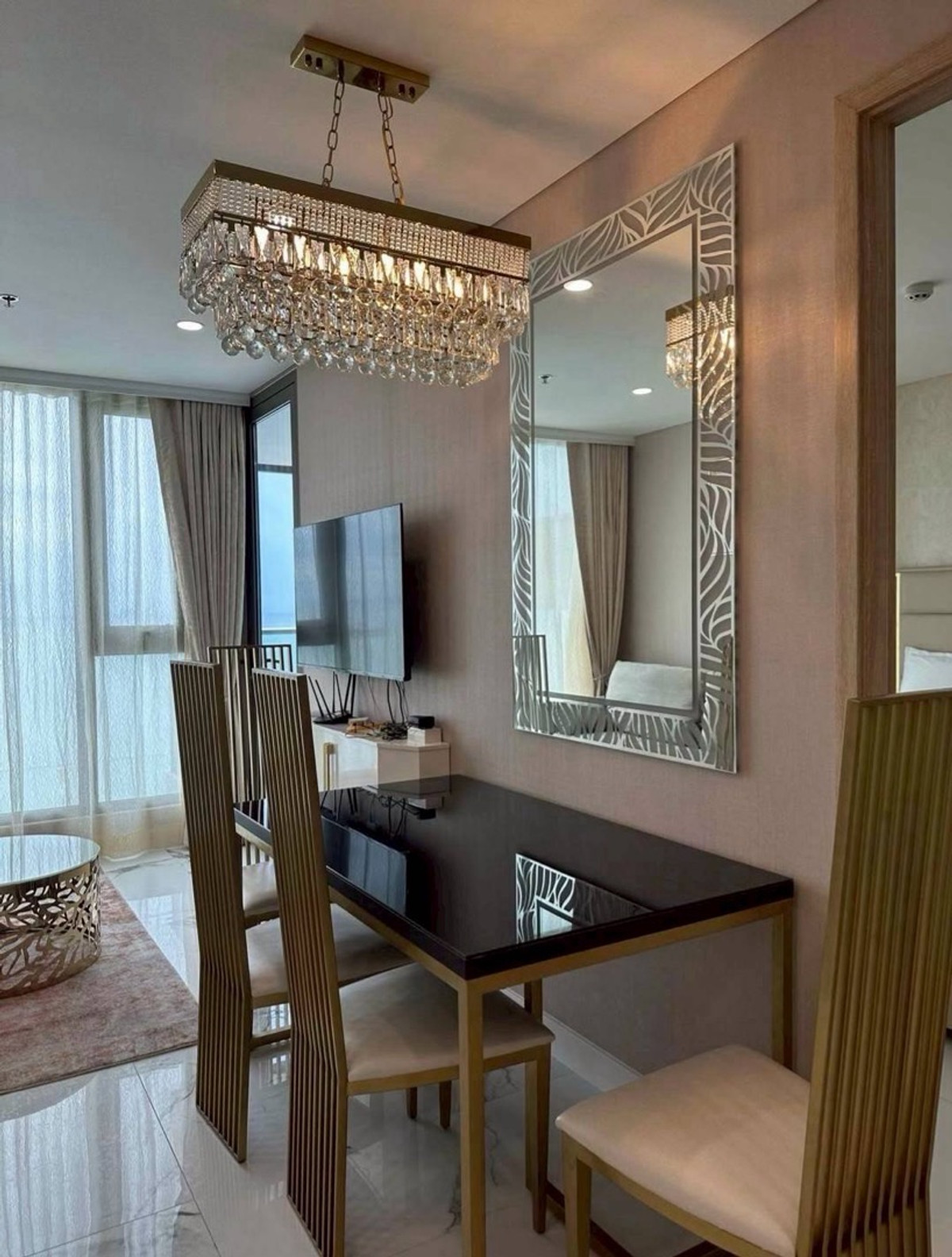 ให้เช่าคอนโดพัทยา บางแสน ชลบุรี สัตหีบ : ให้เช่าคอนโดวิวทะเล Copacabana Jomtien Pattaya ชั้น 14 ห้องมุม วิวทะเลโล่ง ขนาด 64 ตร.ม. 2 ห้องนอน ราคา 60,000 บาท