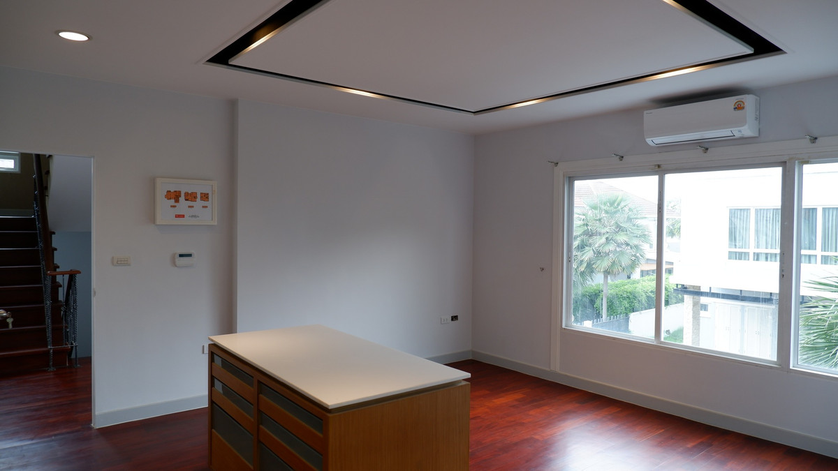 บ้านพัฒนาการ ศรีนครินทร์ : FOR SALE / FOR RENT 🏡 บ้านเดี่ยวหรู 3 ชั้น Grand Bangkok Boulevard พระราม 9 – ศรีนครินทร์ 