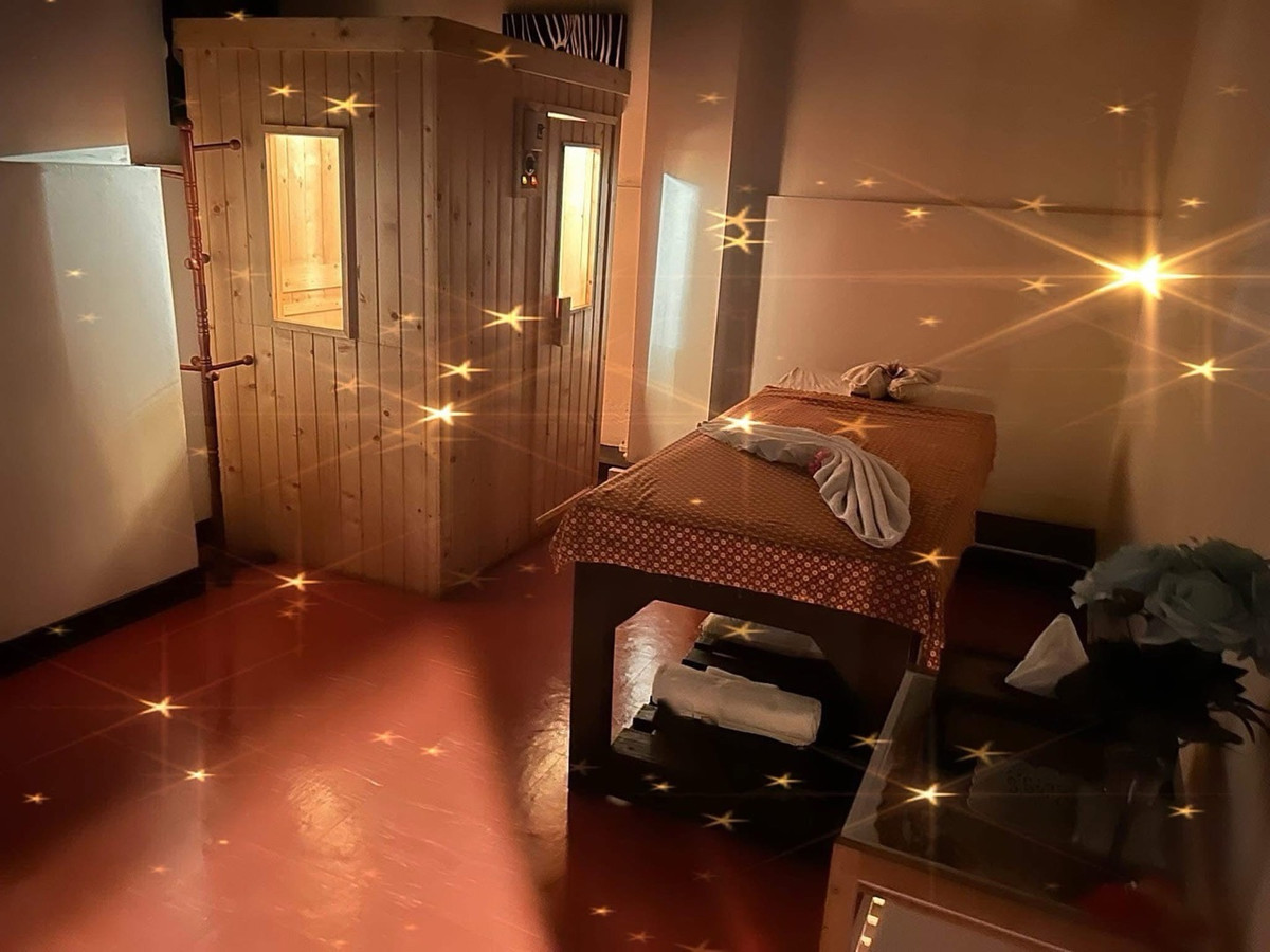 Shop HouseKasetsart, Ratchayothin : 📢👇Start your business in a prime location in Soi Sena Nikhom, with convenient access from Kaset-Nawamin, Phahonyothin, and Ladprao Roads.Ideal for many kind of business or office