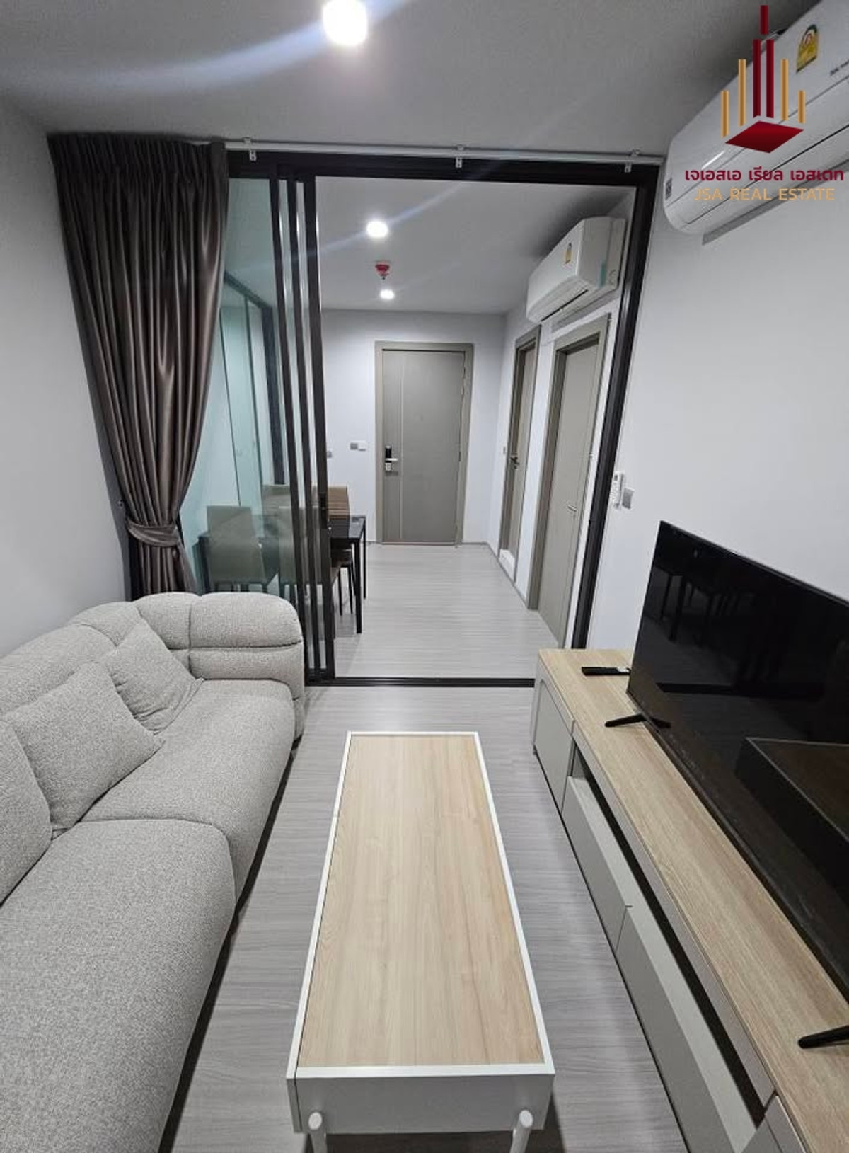 For RentCondoRama9, Petchburi, RCA : ✨ For Rent: Life Asoke - Rama 9 Condo ✨ 💰 Only 17,000 THB/month