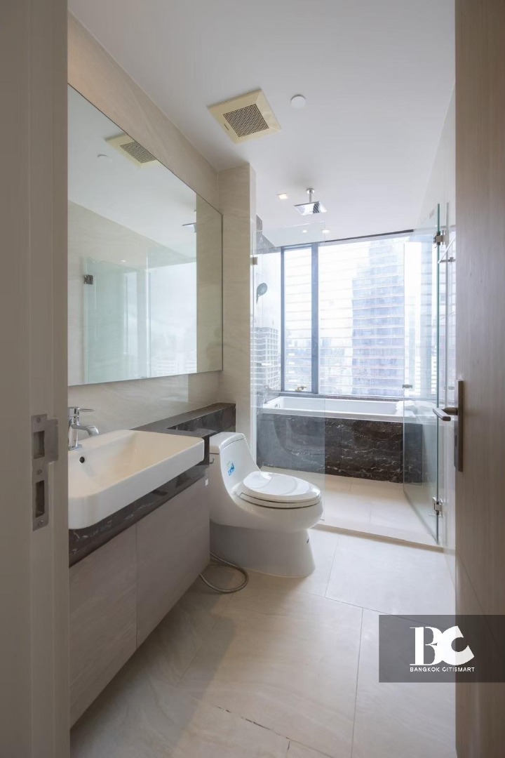 ขายคอนโดสีลม ศาลาแดง บางรัก : 🔥ขายด่วน🔥แอชตัน สีลม* ใกล้สถานีรถไฟฟ้า BTS ช่องนนทรี 