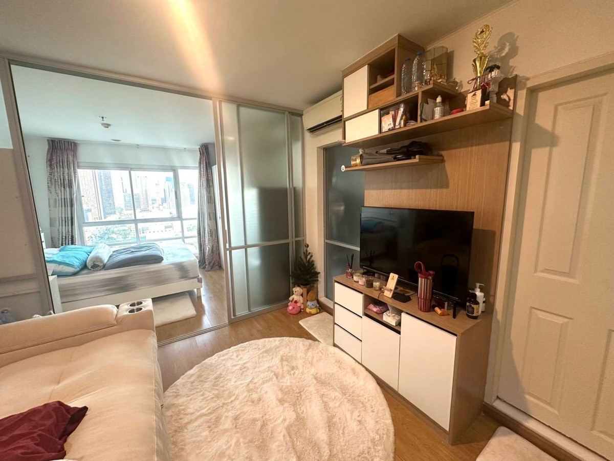 For RentCondoSapankwai,Jatujak : ให้เช่า คอนโด ยูดีไลท จตุจักร
อาคาร B 
ขนาด 32 ตร.ม 1นอน
ราคา 13,000/เดือน
โทร 093-028-1245
 id line: properagency
