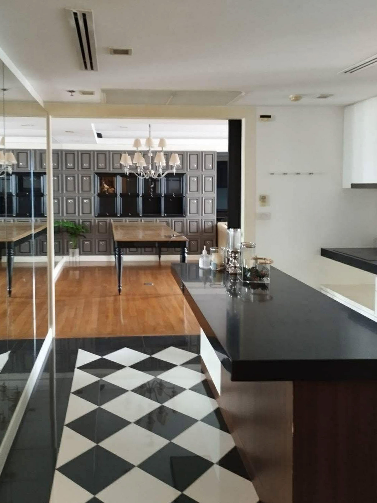 ให้เช่าคอนโดสุขุมวิท อโศก ทองหล่อ : The ICON III LSIR0455