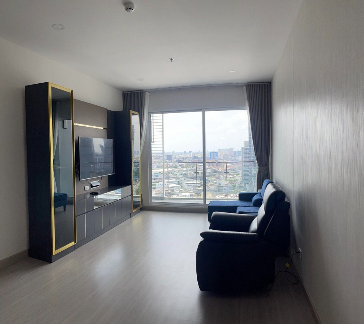 ขายคอนโดสยาม จุฬา สามย่าน : Supalai Premier Si Phraya Samyan【𝐒𝐄𝐋𝐋 & 𝐑𝐄𝐍𝐓】🔥ห้องใหญ่ 2 ห้องนอน โทนสว่าง วิวหลักล้าน ใกล้MRTสามย่าน🔥 ติดต่อไลน์ไอดี: @hacondo