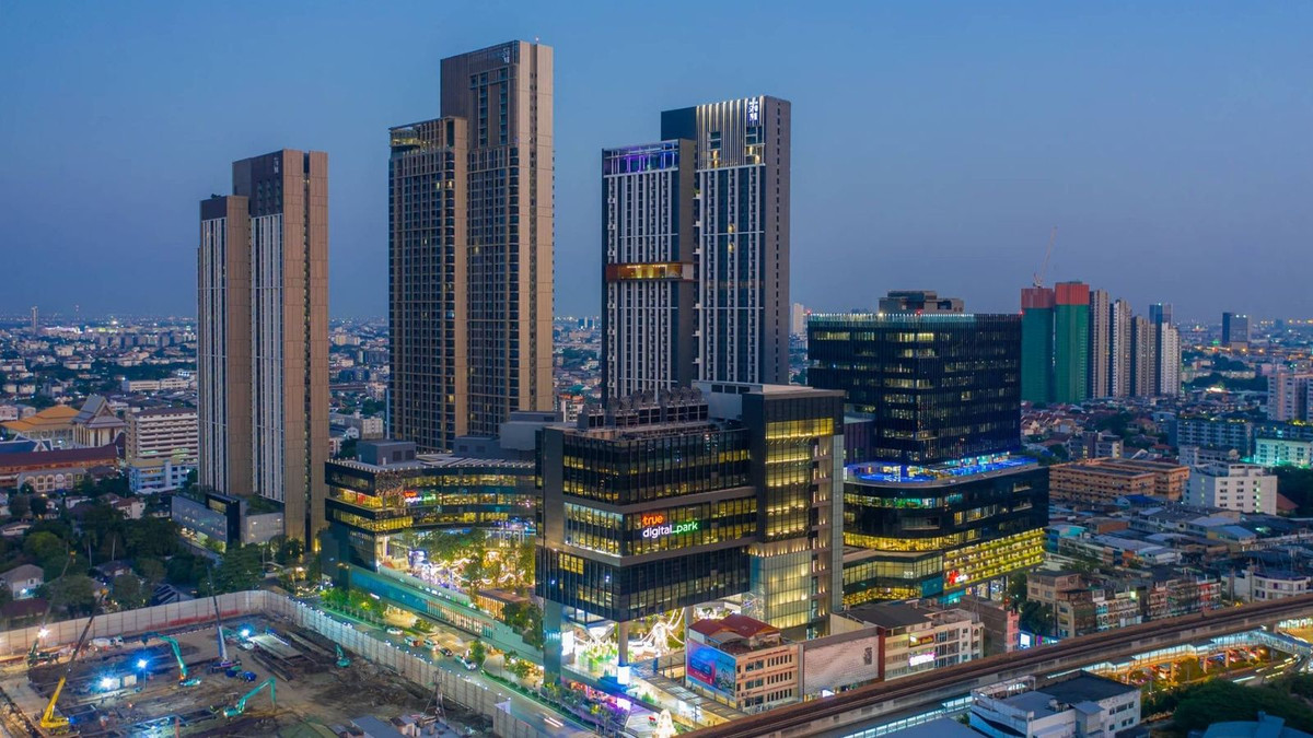 For SaleCondoOnnut, Udomsuk : 🔥Special!!!  New room, project, high view, floor 35+, low price! Starting at only 129K/sq m. Call 0994629391 Bird.