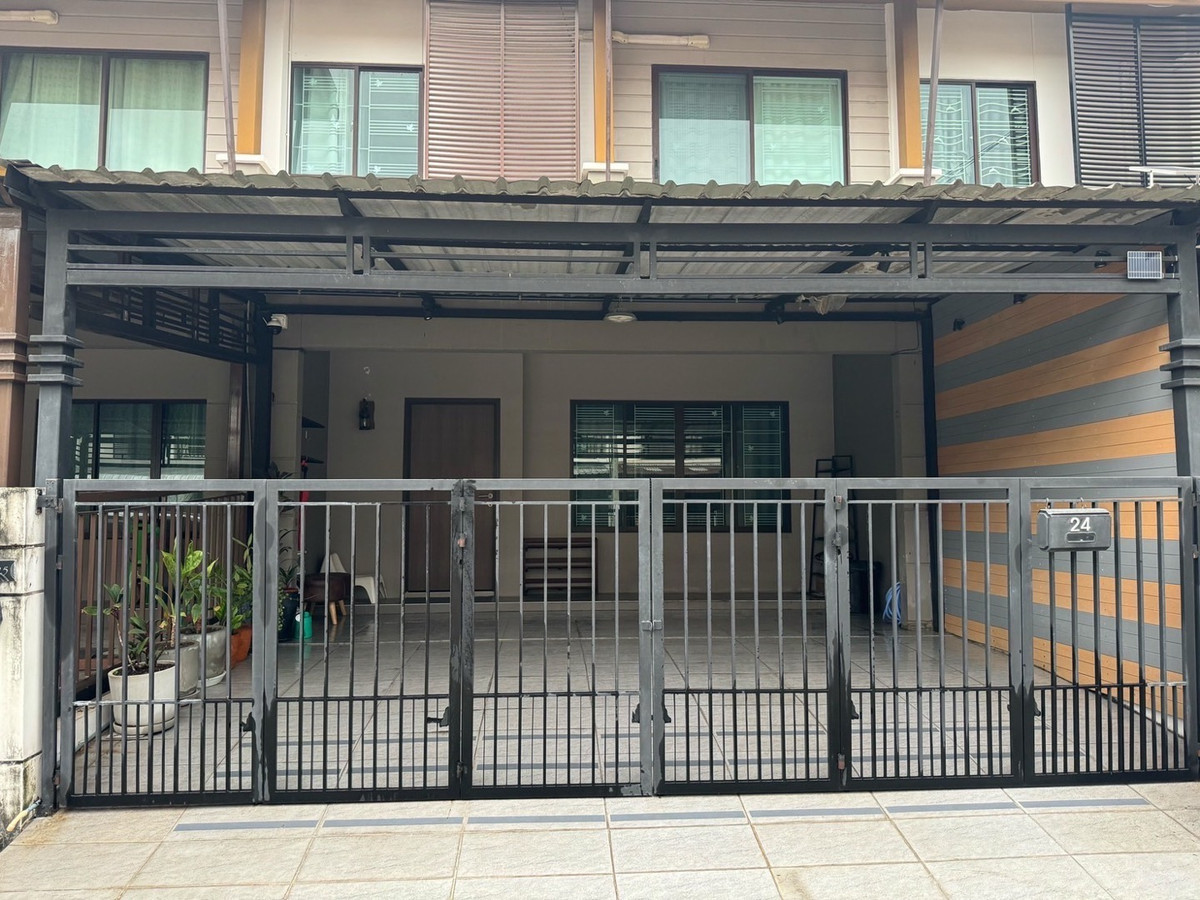 ให้เช่าทาวน์โฮมพัฒนาการ ศรีนครินทร์ : ให้เช่าทาว์นโฮม พฤกษาวิลล์ 73 พัฒนาการ 38 เฟอร์นิเจอร์ครบพร้อมอยู่ 3 ห้องนอน 2 ห้องน้ำ ราคาพิเศษ 30,000 บาท  ยินดีรับสัตว์เลี้ยงขนาดเล็ก🐶🐱 เดินทางสะดวก