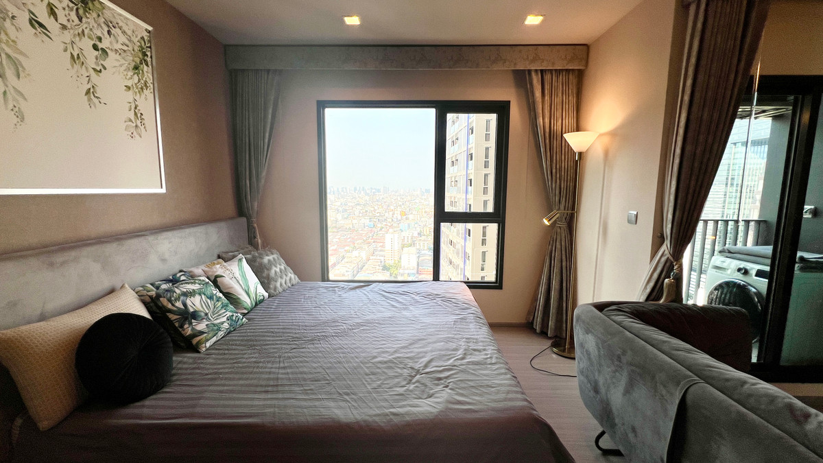 For RentCondoRama9, Petchburi, RCA : Life Asoke Rama 9 for rent, 18,000 baht/month [#HI1220]