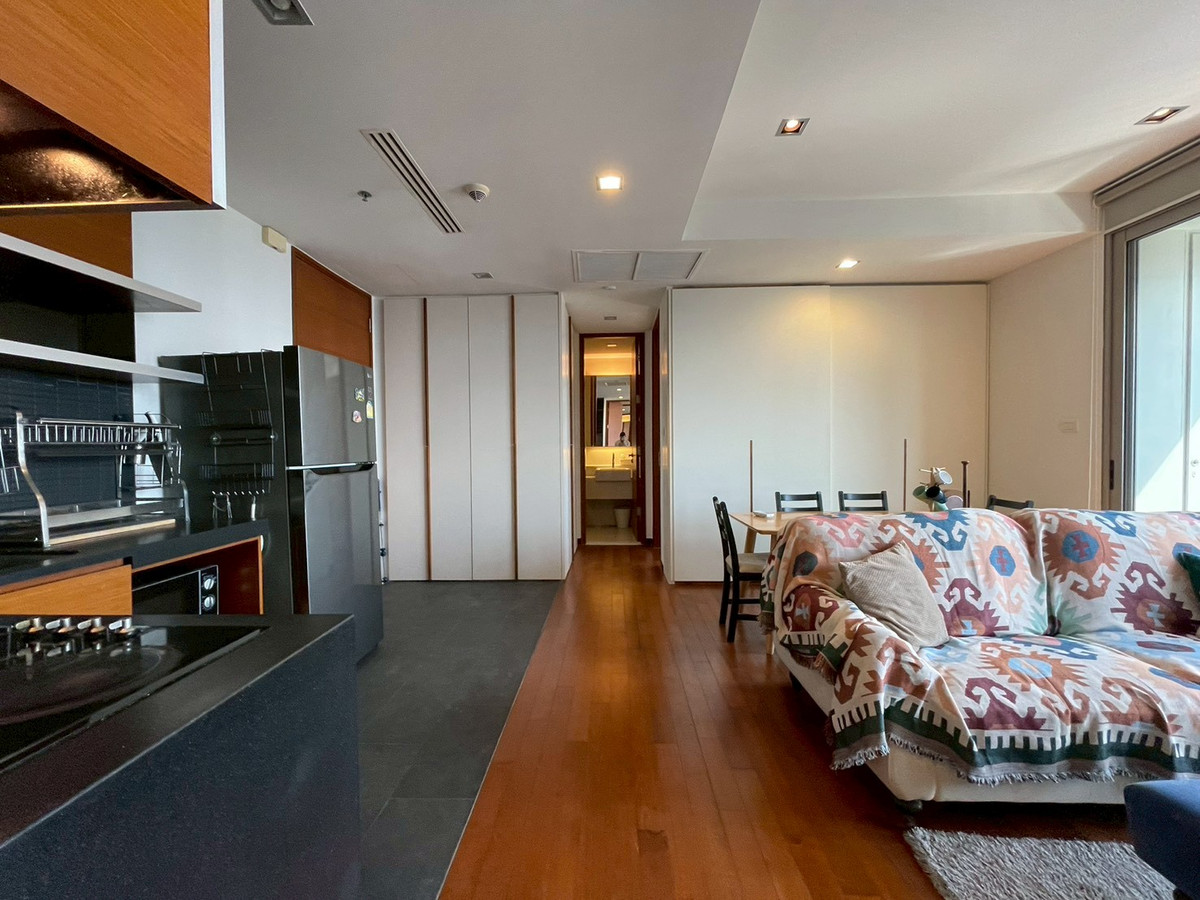 ให้เช่าคอนโดสุขุมวิท อโศก ทองหล่อ : คอนโดเลี้ยงสัตว์ได้ใจกลางทองหล่อ - โครงการแอชตัน มอร์ฟ 38