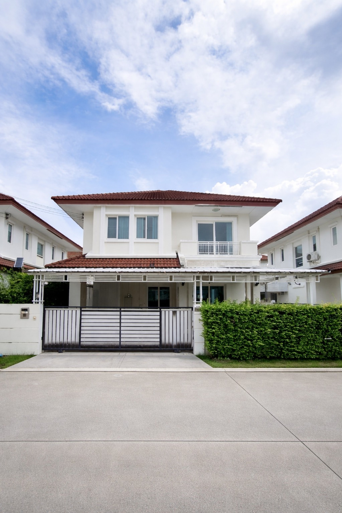 บ้านนนทบุรี บางใหญ่ บางบัวทอง : เช่า / ขาย บ้านเดี่ยว The Centro รัตนาธิเบศ