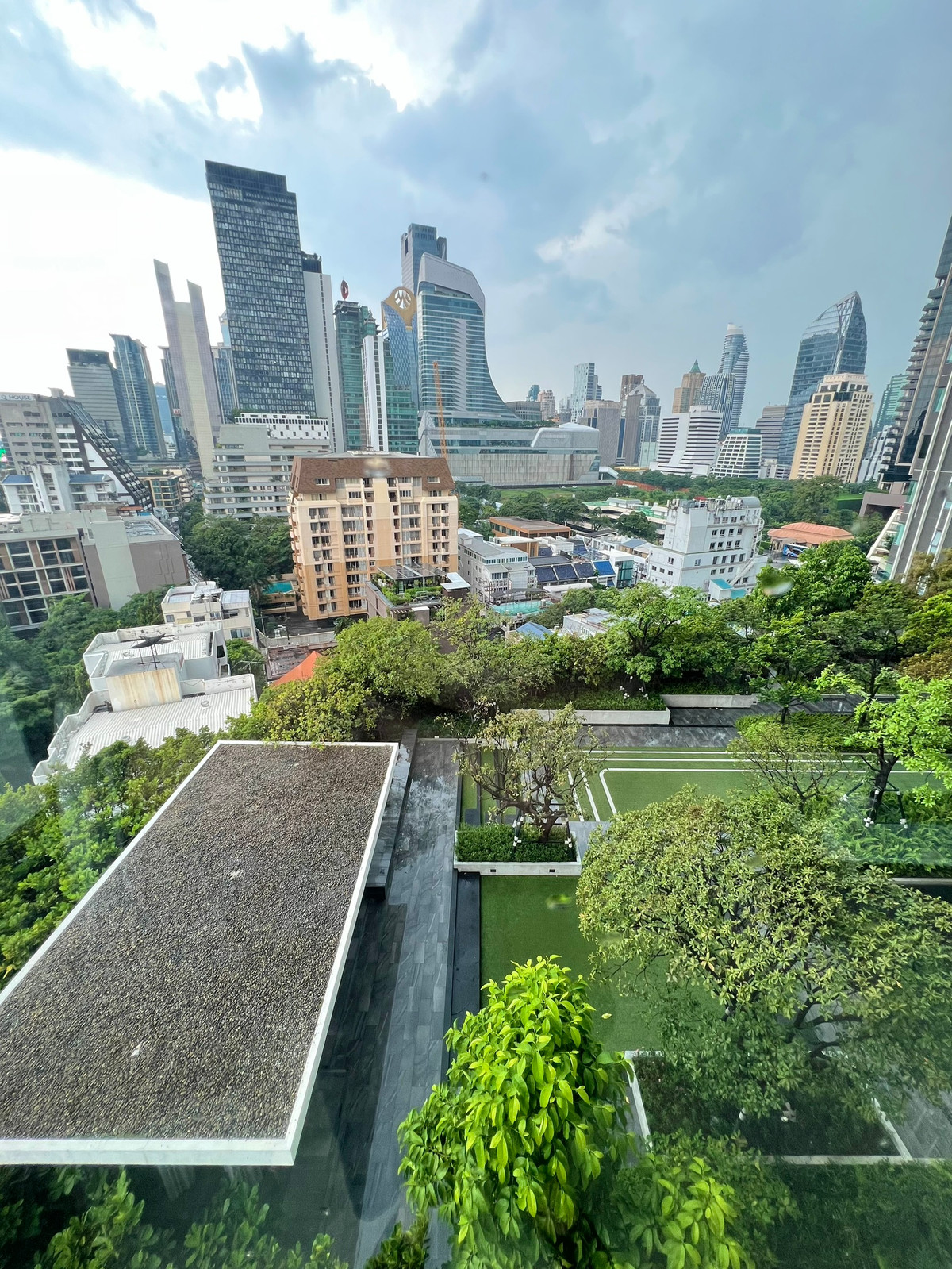For RentCondoWitthayu, Chidlom, Langsuan, Ploenchit : Life One Wireless Condo for rent 55,000baht, 2bedrooms, 63sqm, BTS Ploenchit, BTS Chidlom, near Witthayu, Chidlom, Ploenchit, Sukhumvit, Rama9, Ratchada, Sathorn, Silom, Chula, Siam, CentralWorld, Central Embassy, ​​Central Chidlom, Bumrungrad, Mate Dei