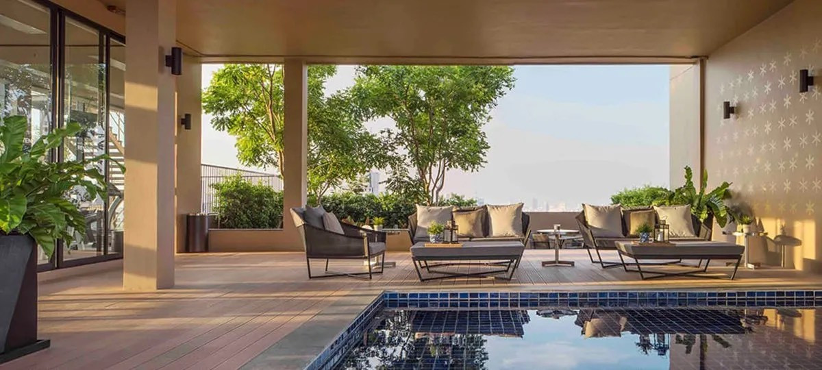 For SaleCondoRatchathewi,Phayathai : ✨ The best location that connects all lives! Noble Revent Phayathai, condo next to the BTS, no need to pay expensive prices 👌