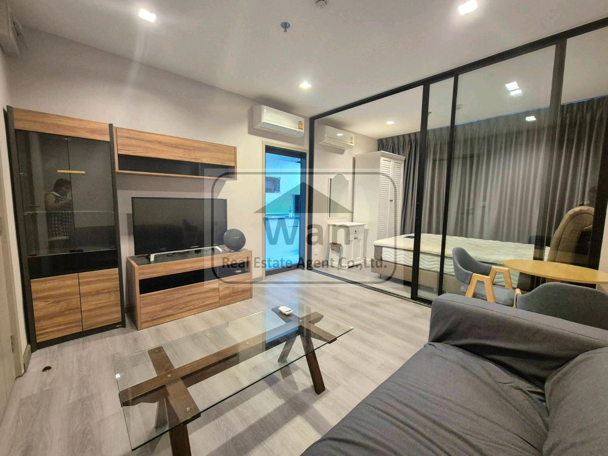 For RentCondoRattanathibet, Sanambinna : For rent: The politan rive, 36th floor, size 31 sq m, river view.