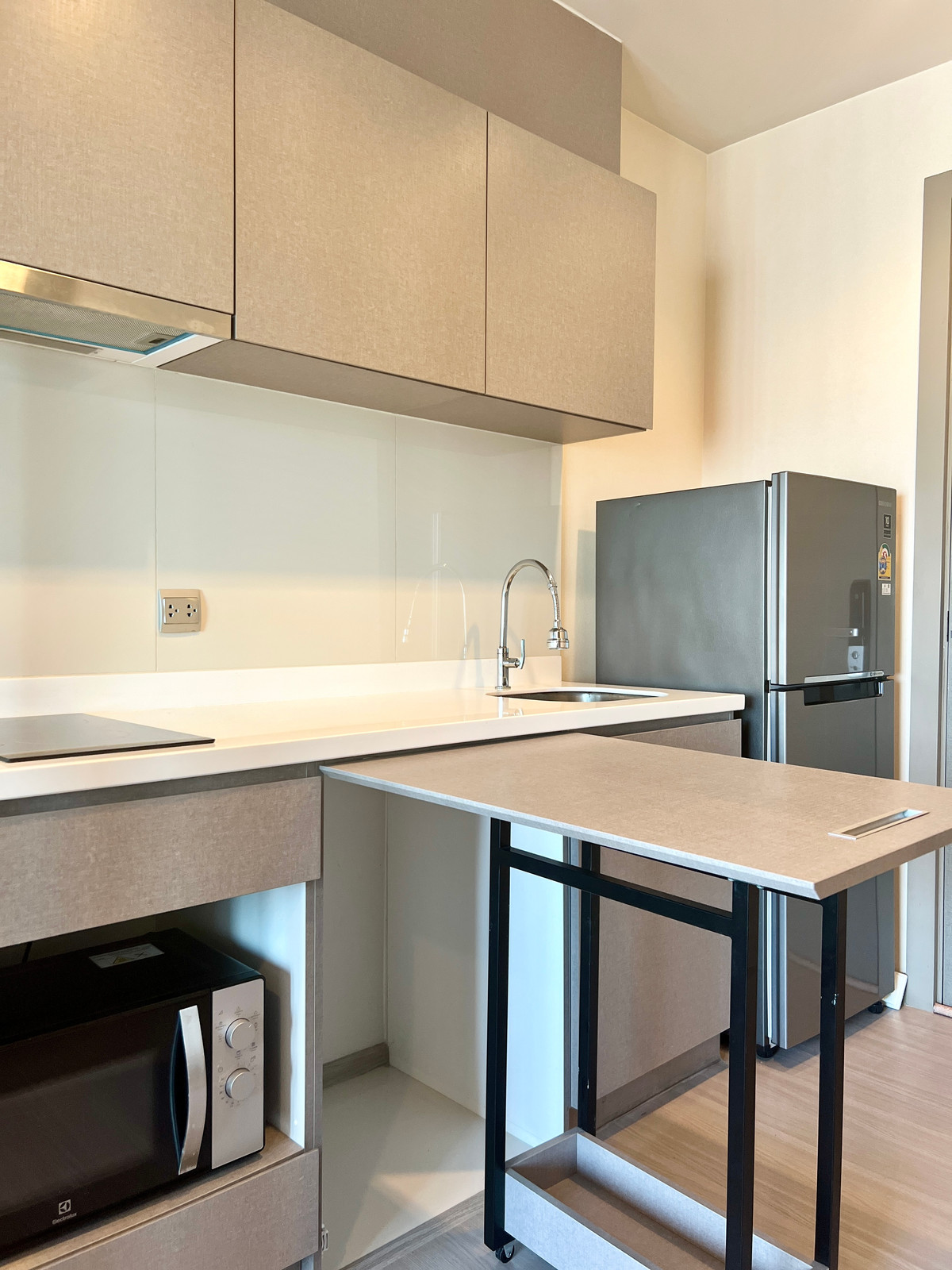 For RentCondoRama9, Petchburi, RCA : Life Asoke Rama 9 for rent, 18,000 baht/month [#HI1220]