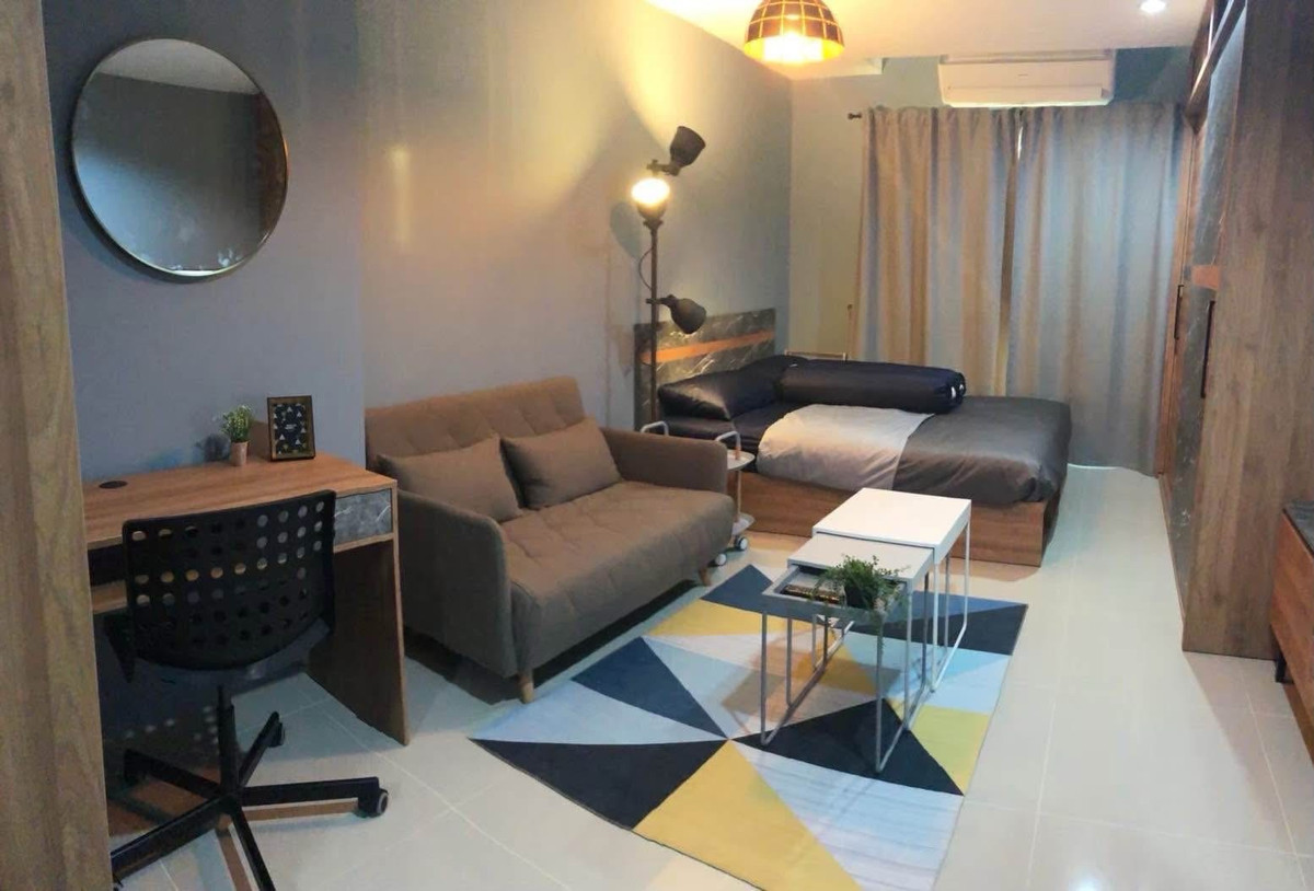 For RentCondoPattanakan, Srinakarin : For rent, Assakan Place Srinakarin, 4th floor, price 8,200 baht, available, ready to move in, fully furnished.