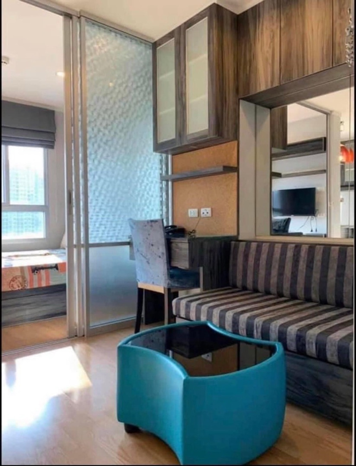 ให้เช่าคอนโดอ่อนนุช อุดมสุข : รับจอง!! ให้เช่าคอนโด Lumpini Ville 77/2 ชั้น17วิวเมือง 1ห้องนอน1ห้องน้ำ 23ตร.ม เฟอร์และเครื่องใช้ไฟฟ้าครบพร้อมอยู่ (มีฮูทดูดควัน และ เตาไฟฟ้า ) ราคา9,000 บาท/เดือน
