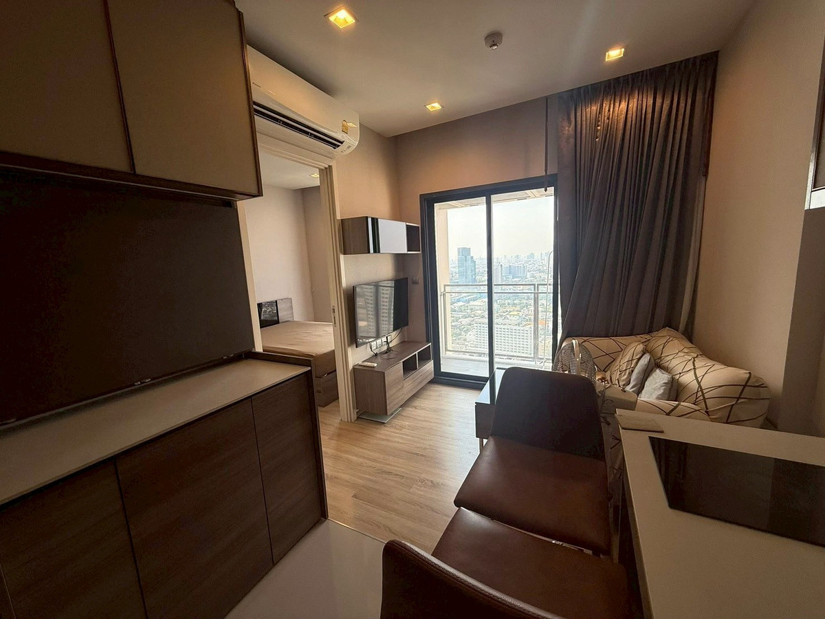 ให้เช่าคอนโดสะพานควาย จตุจักร : 27 ตร.ม ชั้น 38  one bedroom  แยกสะพานควาย มี Shuttle Van รับส่ง BTSสะพานควาย @เดอะ ไลน์ พหล - ประดิพัทธ์