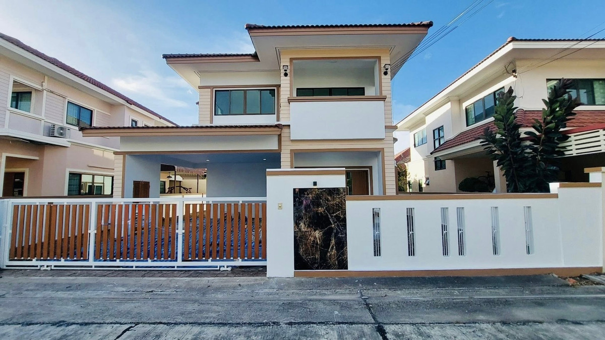 For SaleHousePattaya, Bangsaen, Chonburi : Piyawat 3 Bangsean / 3 Bedrooms (For Sale), Piyawat 3 Bangsean / 3 Bedrooms (FOR SALE) YEAN048