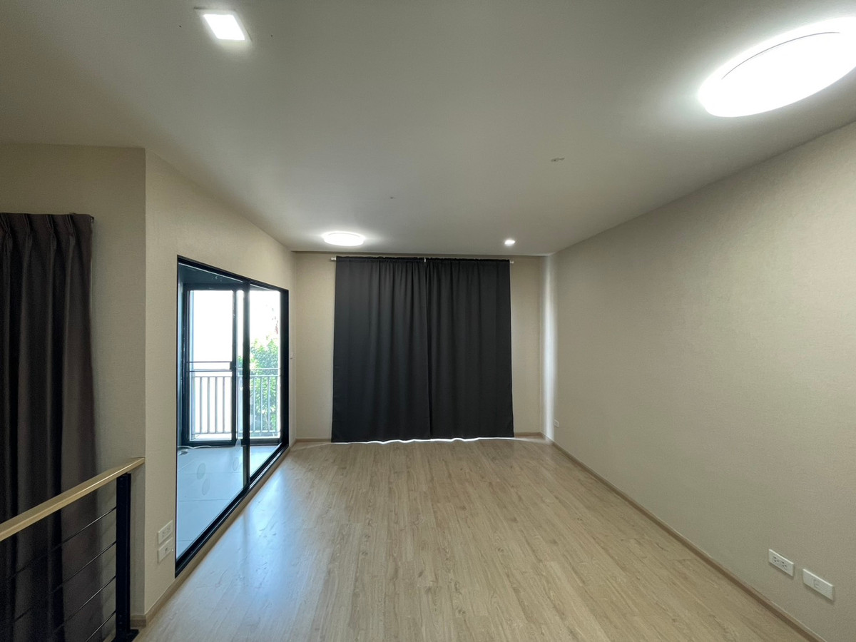 ให้เช่าทาวน์โฮมพัฒนาการ ศรีนครินทร์ : ให้เช่าอาร์เด้น พัฒนาการ ทาวน์โฮม  ติดถนนใหญ่ ต้นโครงการ เดินทางสะดวก ใกล้ BTS อ่อนนุช ใกล้ทางด่วนพัฒนาการ