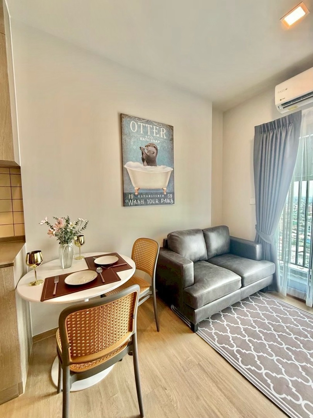 For RentCondoPattanakan, Srinakarin : For rent: Metris Phatthanakan, Ekkamai.