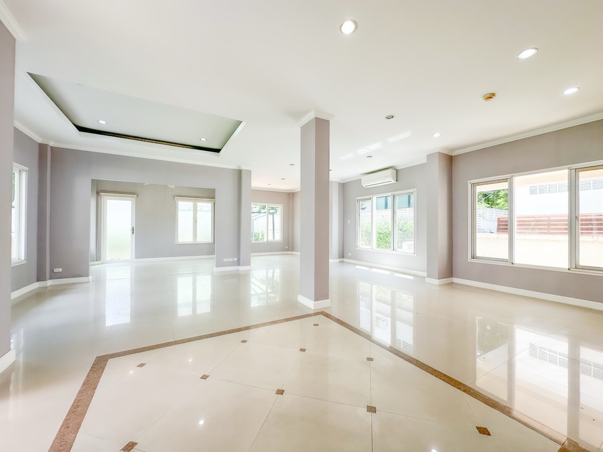 For SaleHouseNawamin, Ramindra : “Unlock a luxurious life immediately! Masterpiece mansion 108 sq m. Excellent condition, ready to move in, no need to wait to build. Ekkamai-Ramindra location