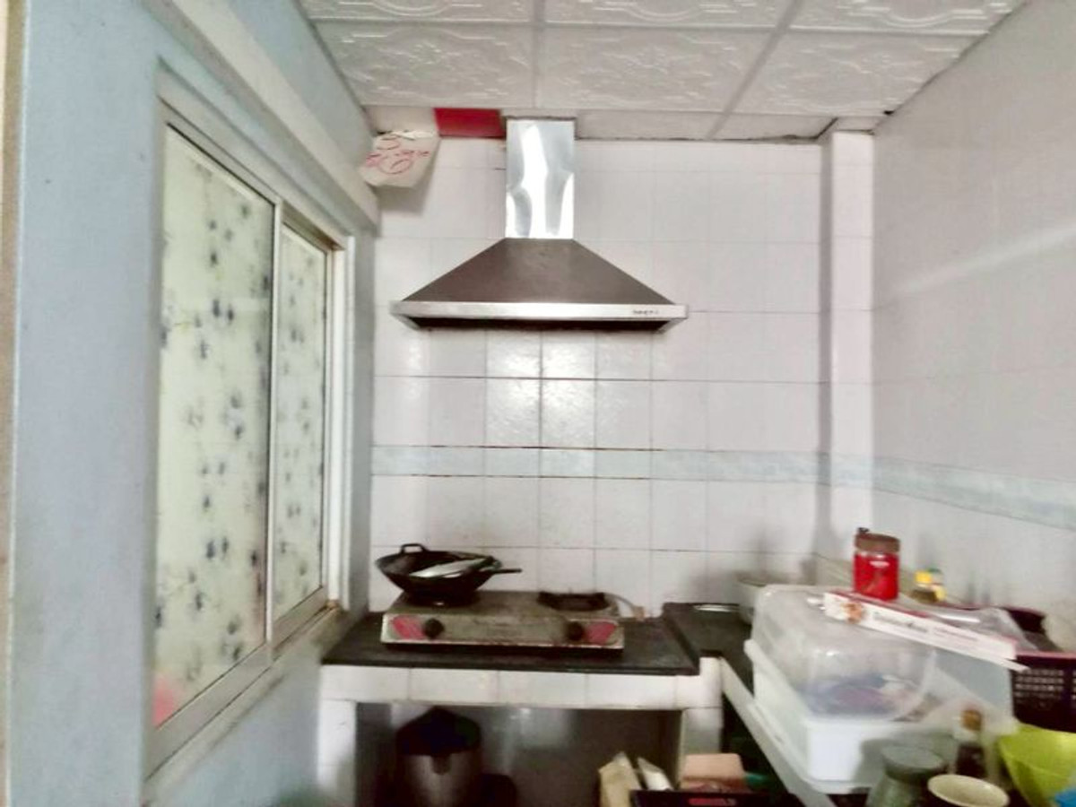 For SaleTownhomePathum Thani,Rangsit, Thammasat : 2-story townhouse for sale, Thai Somboon Village 3, corner room, area 37.2 square meters, 3 bedrooms, Khlong Sam Subdistrict, Khlong Luang District. Pathum Thani Province