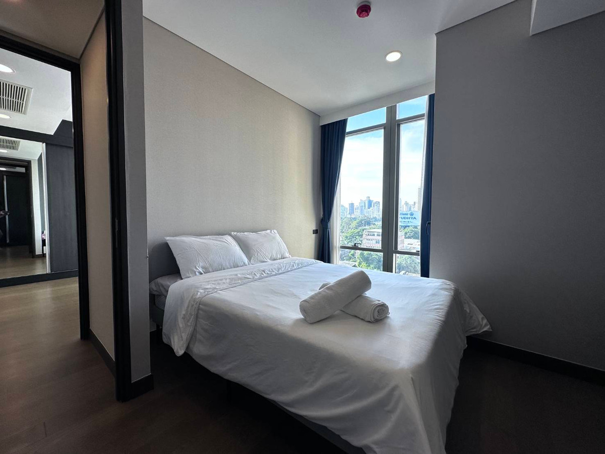 For RentCondoKhlongtoei, Kluaynamthai : Condo for rent, Siamese Exclusive Queens, fully furnished condo, ready to move in, close to MRT Queen Sirikit National Convention Center, only 50 meters!!