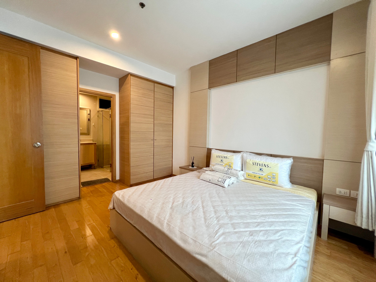 For RentCondoSathorn, Narathiwat : ( UL2511141) Tel/Line 096-2479369 ,  FOR RENT THE EMPIRE PLACE, 1 bedroom 1 bathroom 65 Sq.M. Ready to move in✨