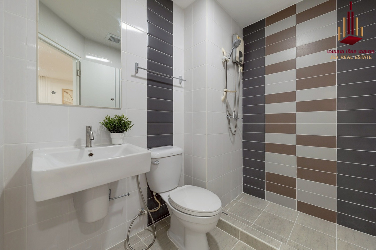 For SaleCondoPinklao, Charansanitwong : ✨ For Sale: The Trust Residence Pinklao Condo ✨ 💰 Only 1,890,000 THB