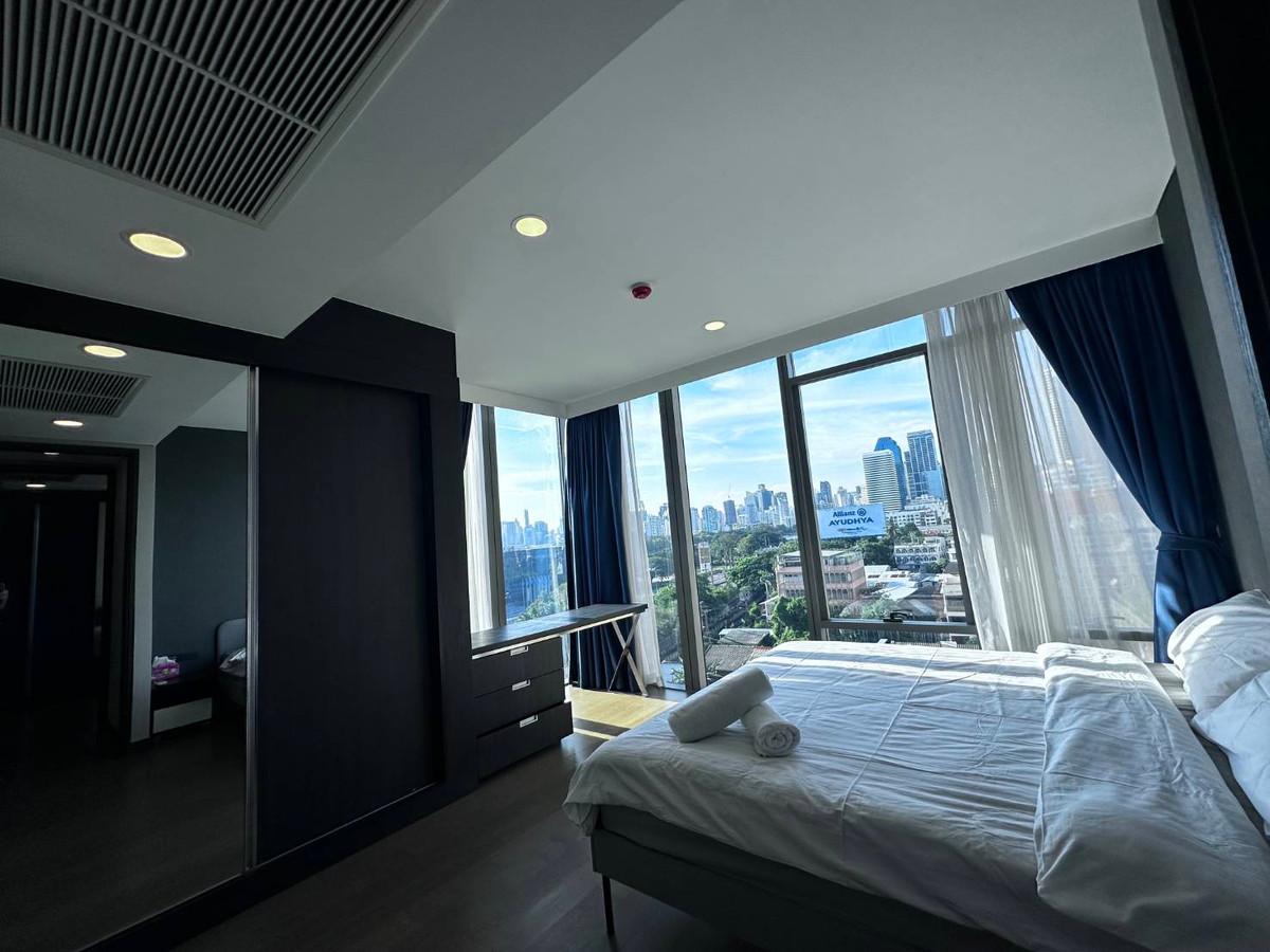 For RentCondoKhlongtoei, Kluaynamthai : Condo for rent, Siamese Exclusive Queens, fully furnished condo, ready to move in, close to MRT Queen Sirikit National Convention Center, only 50 meters!!