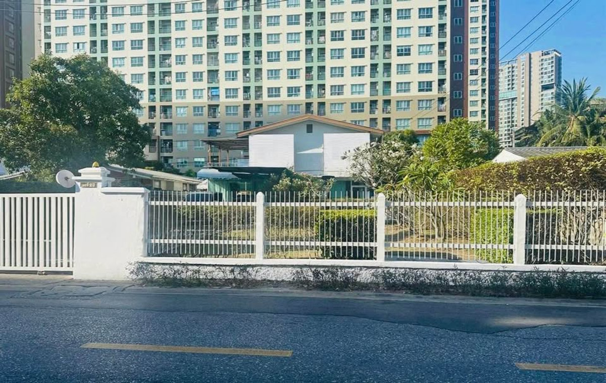 ให้เช่าบ้านเกษตรศาสตร์ รัชโยธิน : ให้เช่า บ้าน2ชั้นพร้อมโกดัง บ้านเดี่ยวหลังใหญ่ 200ตร.วา 3 ห้องนอน 2 ห้องน้ำ ตรงข้ามเมเจอร์รัชโยธิน ติด BTSรัชโยธิน200 เมตร 