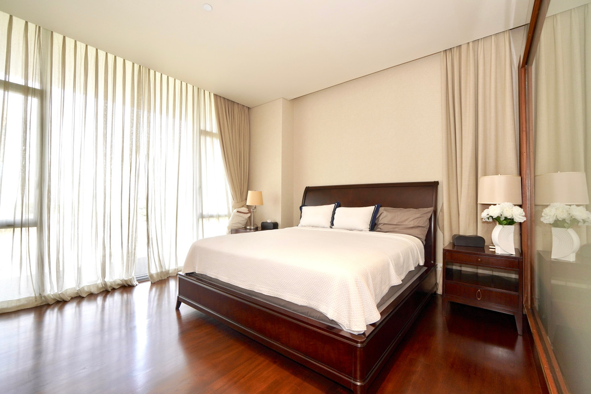 ขายคอนโดสาทร นราธิวาส : ราคาสุดพิเศษ‼️คอนโดหรูบรรยากาศ resort เพียง 1 กม.จาก One Bangkok & MRT📍The Sukhothai Residence สภาพดีมาก วิว One Bangkok 