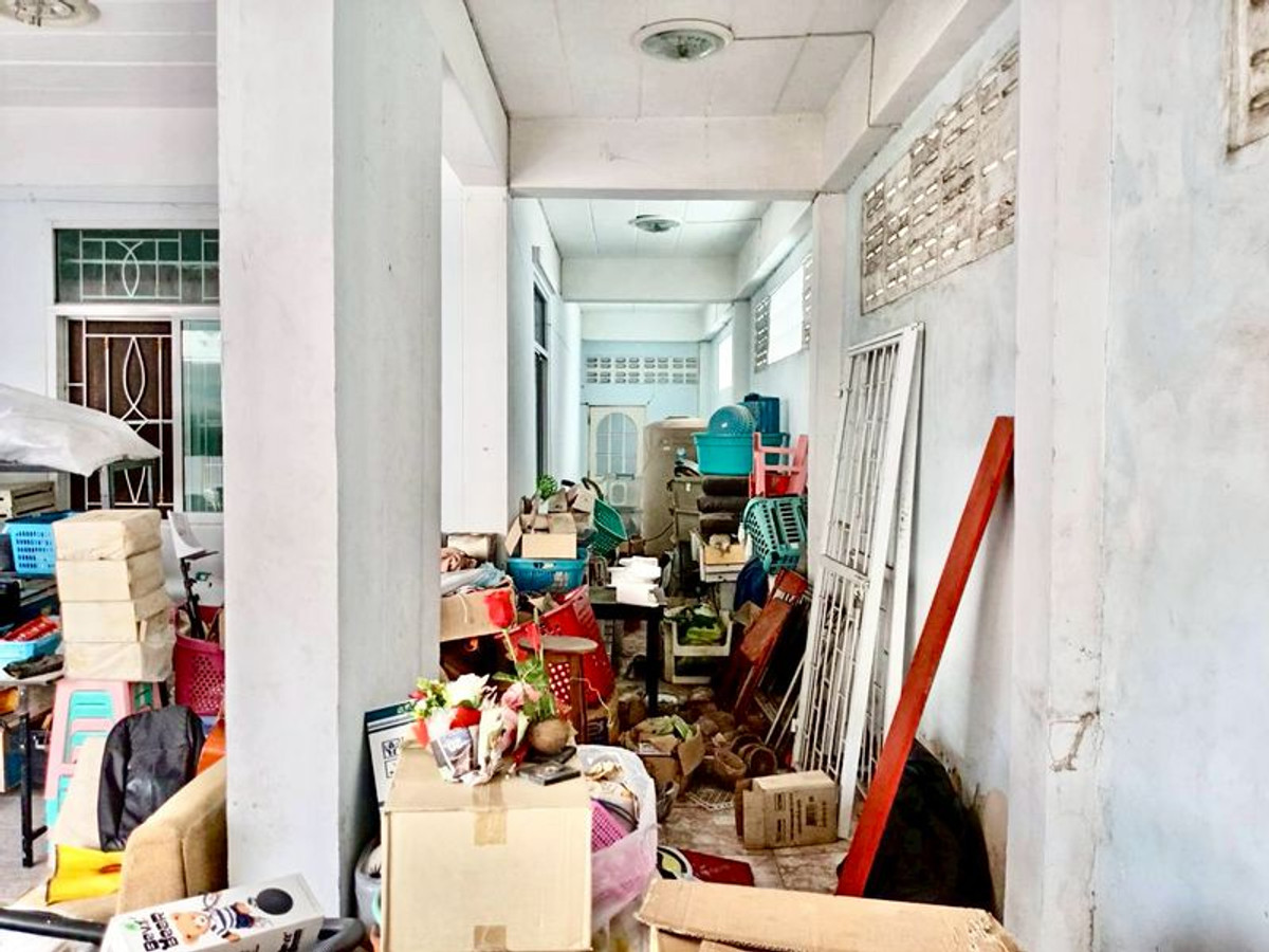 For SaleTownhomePathum Thani,Rangsit, Thammasat : 2-story townhouse for sale, Thai Somboon Village 3, corner room, area 37.2 square meters, 3 bedrooms, Khlong Sam Subdistrict, Khlong Luang District. Pathum Thani Province