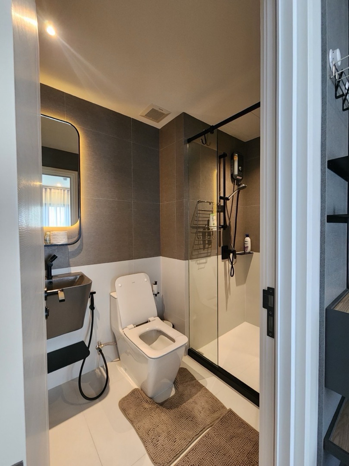 ให้เช่าคอนโดพระราม 3 สาธุประดิษฐ์ : 🔥เช่า ห้องสวยมาก  เฟอร์นิเจอร์ครบ  