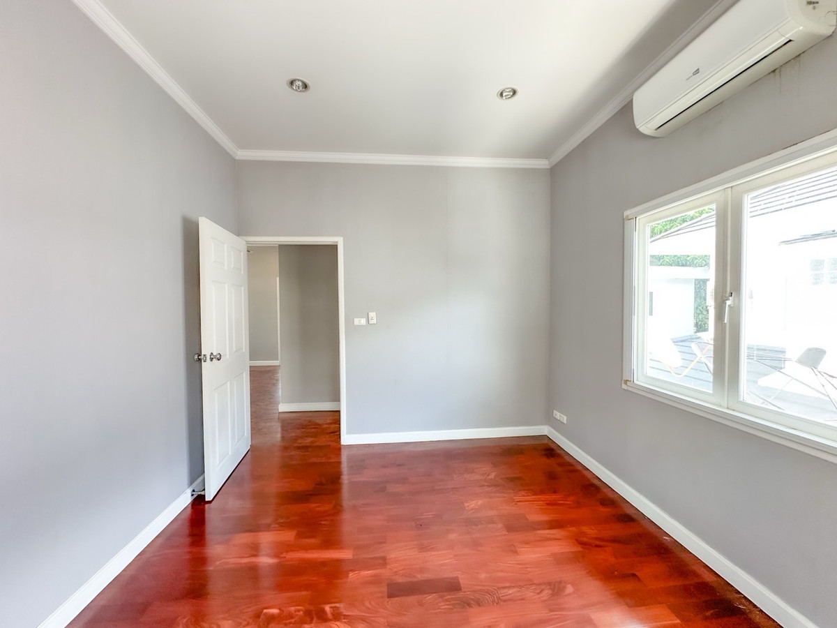 For SaleHouseNawamin, Ramindra : “Unlock a luxurious life immediately! Masterpiece mansion 108 sq m. Excellent condition, ready to move in, no need to wait to build. Ekkamai-Ramindra location