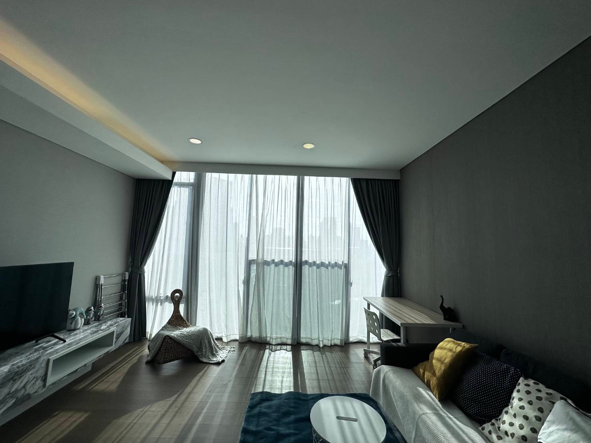 For RentCondoKhlongtoei, Kluaynamthai : Condo for rent, Siamese Exclusive Queens, fully furnished condo, ready to move in, close to MRT Queen Sirikit National Convention Center, only 50 meters!!