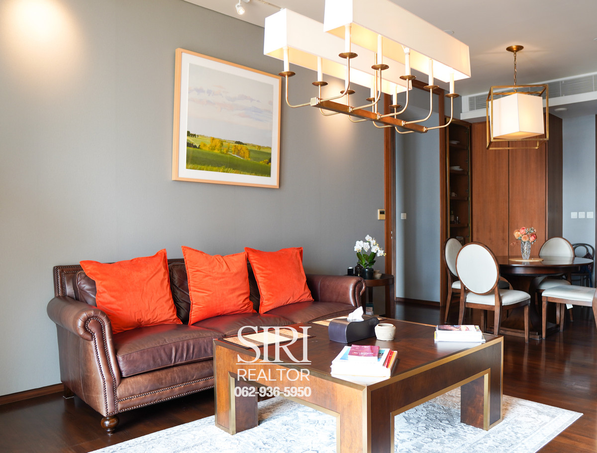 For SaleCondoSathorn, Narathiwat : ✨Luxury Condo in Sathorn, resort atmosphere, only 1 km. from One Bangkok & MRT📍The Sukhothai Residence, very good condition, facing east.