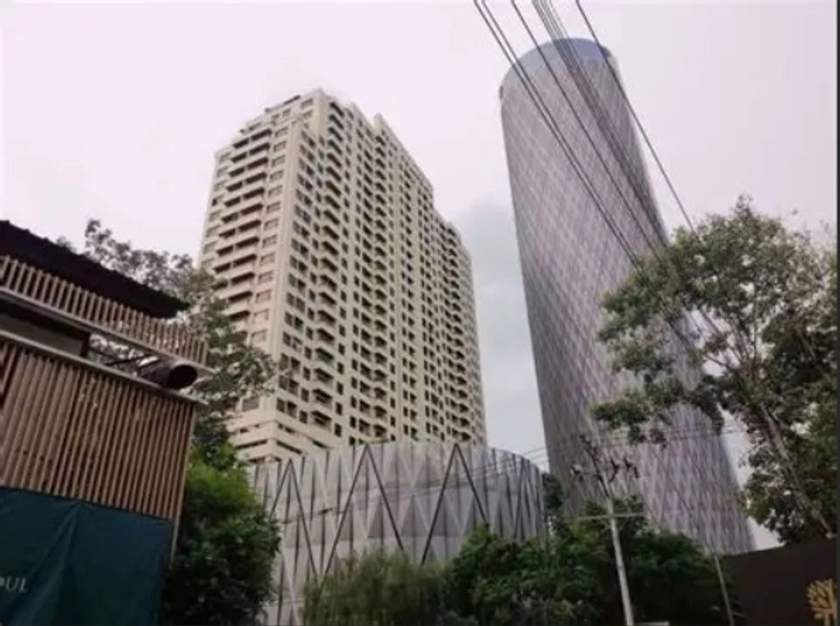 For SaleCondoWongwianyai, Charoennakor : ✨ For Sale: Baan Chao Praya Condo ✨ 💰 Only 6,900,000 THB