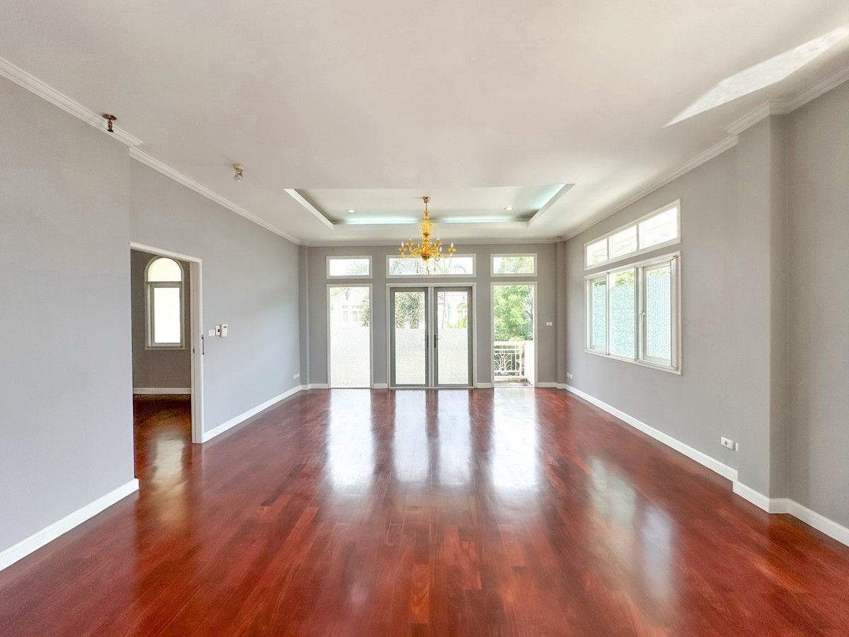 For SaleHouseNawamin, Ramindra : “Unlock a luxurious life immediately! Masterpiece mansion 108 sq m. Excellent condition, ready to move in, no need to wait to build. Ekkamai-Ramindra location