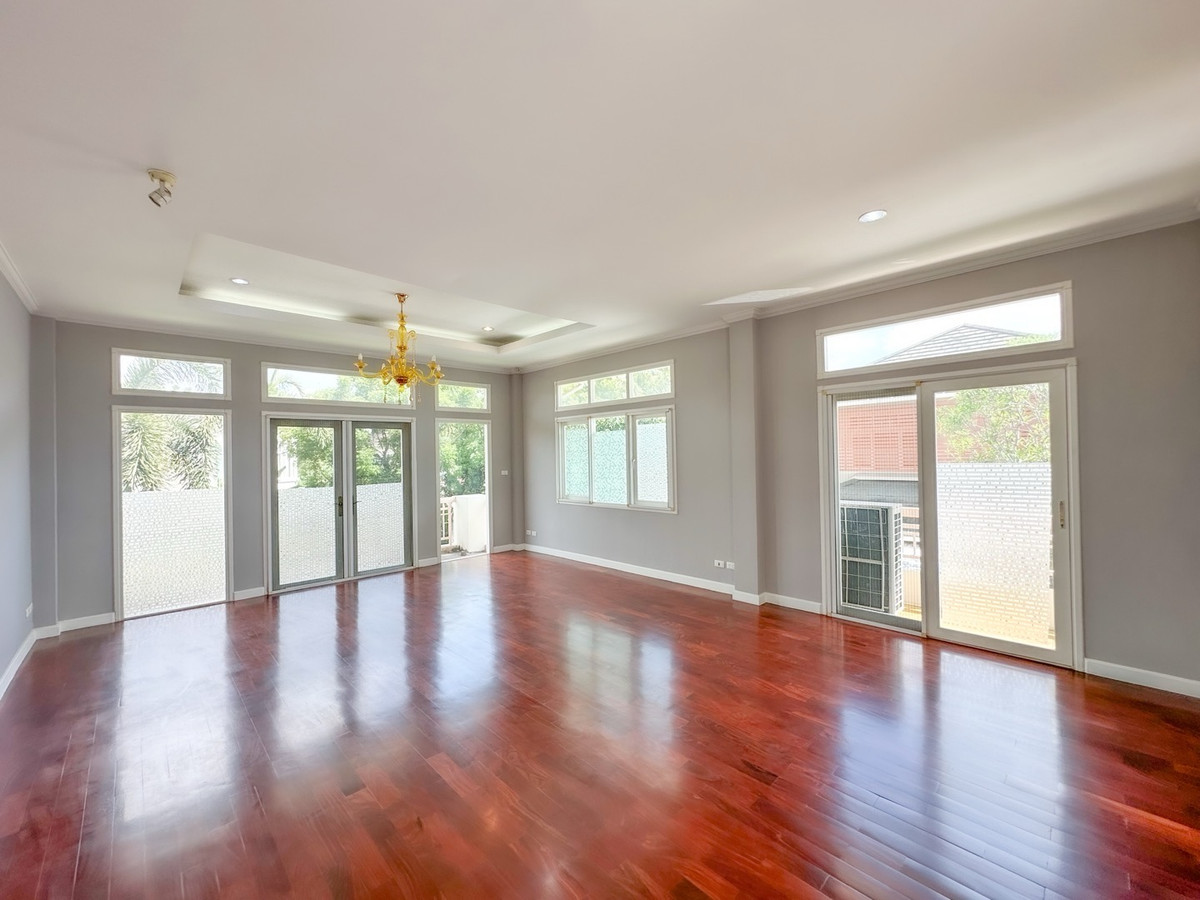 For SaleHouseNawamin, Ramindra : “Unlock a luxurious life immediately! Masterpiece mansion 108 sq m. Excellent condition, ready to move in, no need to wait to build. Ekkamai-Ramindra location