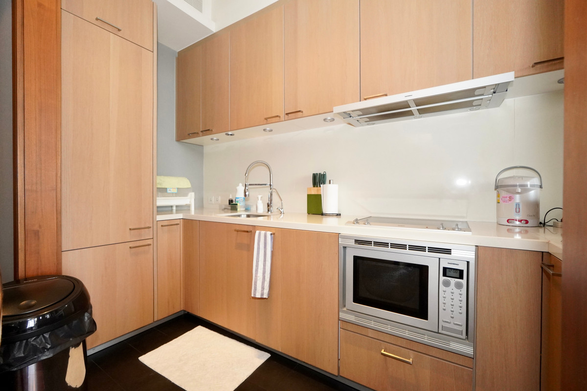 ขายคอนโดสาทร นราธิวาส : ราคาสุดพิเศษ‼️คอนโดหรูบรรยากาศ resort เพียง 1 กม.จาก One Bangkok & MRT📍The Sukhothai Residence สภาพดีมาก วิว One Bangkok 