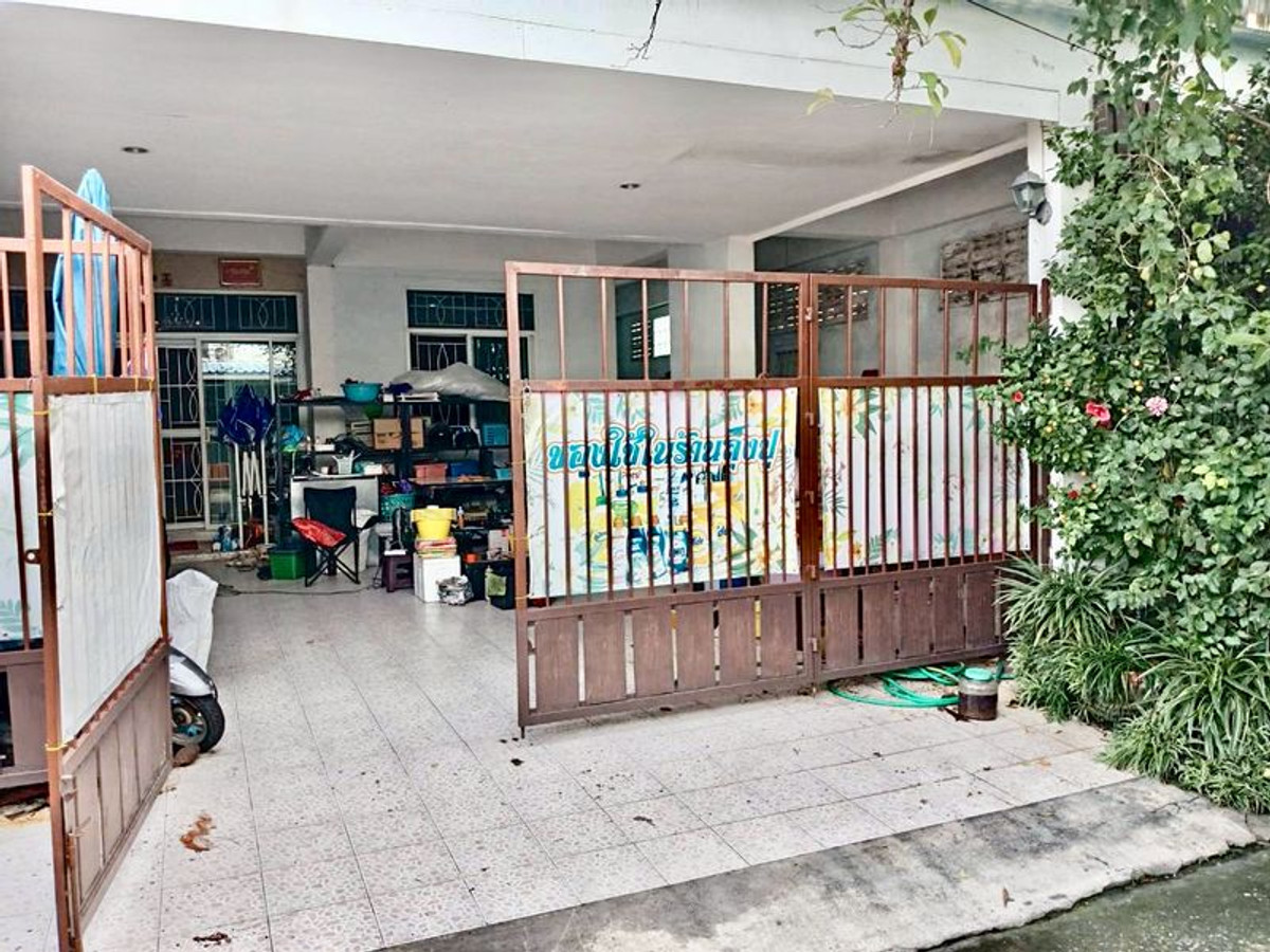 For SaleTownhomePathum Thani,Rangsit, Thammasat : 2-story townhouse for sale, Thai Somboon Village 3, corner room, area 37.2 square meters, 3 bedrooms, Khlong Sam Subdistrict, Khlong Luang District. Pathum Thani Province