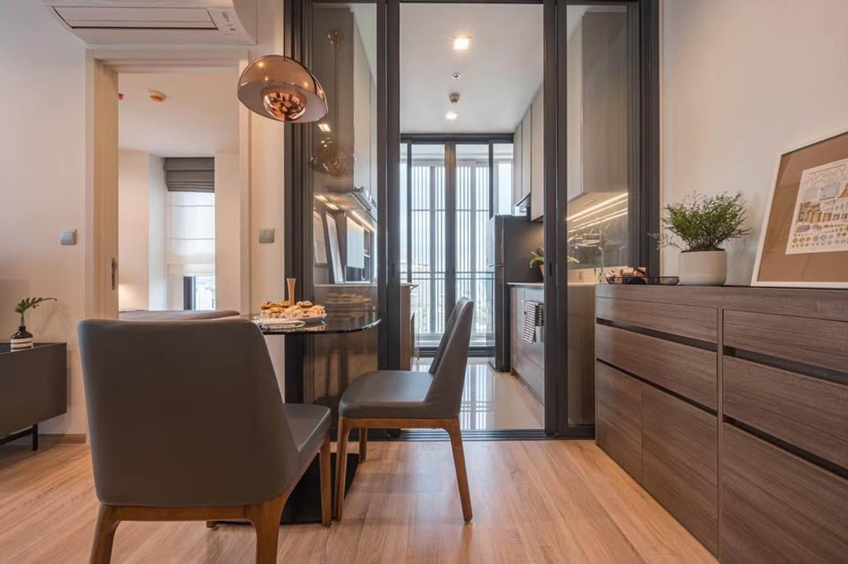 ให้เช่าคอนโดสะพานควาย จตุจักร : คอนโด The Line Pradipat เดินทางสะดวก ใกล้รถไฟฟ้าบีทีเอส มีรถรับส่ง ห้องแต่งสวย เฟอร์นิเจอร์ครบ พร้อมอยู่!!