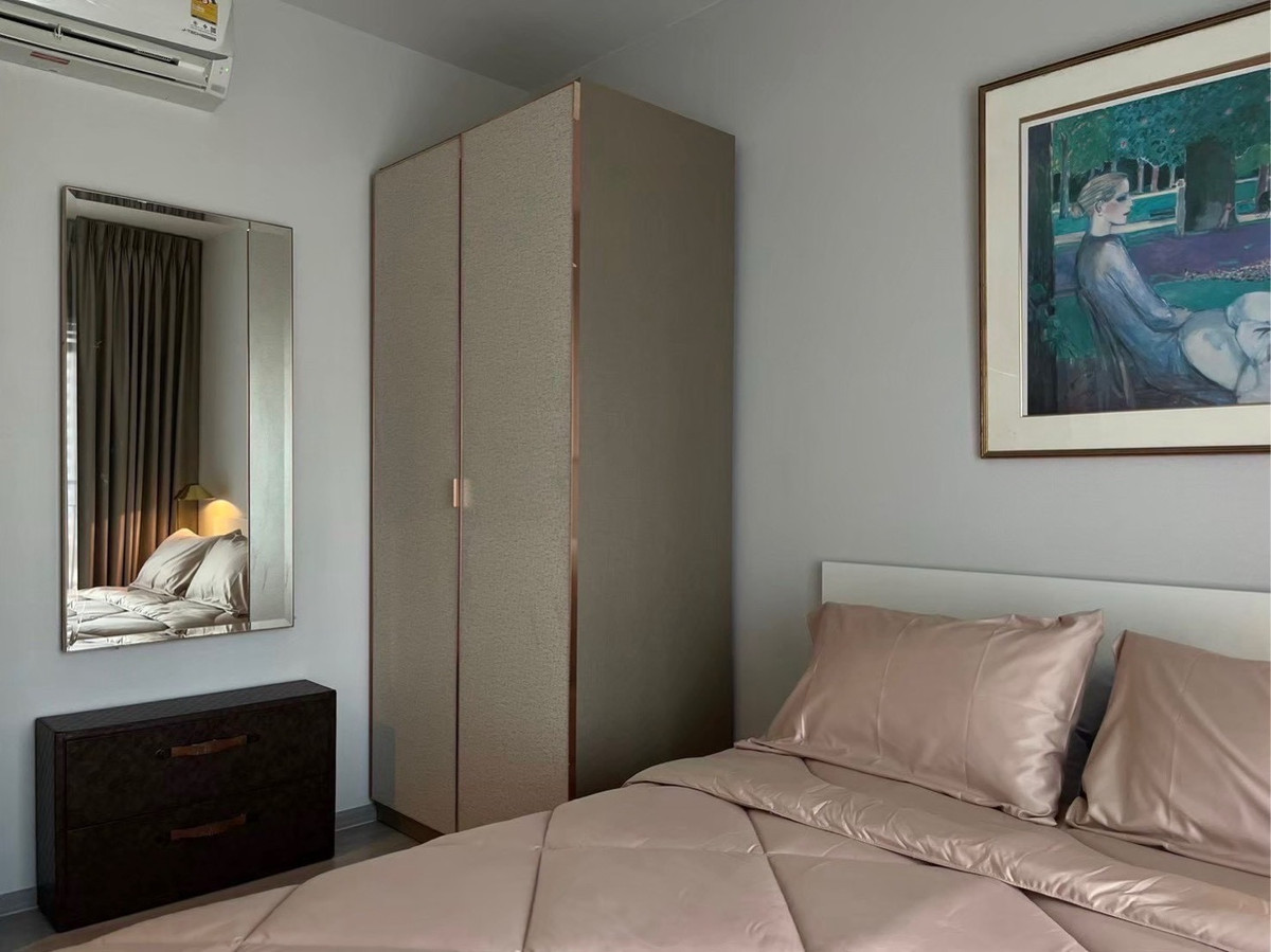 ให้เช่าคอนโดท่าพระ ตลาดพลู วุฒากาศ : ให้เช่า คอนโด Life Sathorn Sierra ตกแต่งสวย*พร้อมเข้าอยู่
(เดินทางไปสาทรใน5นาที ติดbtsตลาดพลู150ม)

BTS ตลาดพลู 150 เมตร

ขนาด 36ตรม.  ค่าเช่า16,000บาท สัญญา1ปี 
1 Bedroom 
1 Bathroom 
1 Multipurpoes room

Digital door lock 
ส่วนกลาง 5 ไร่

ชั้น11
