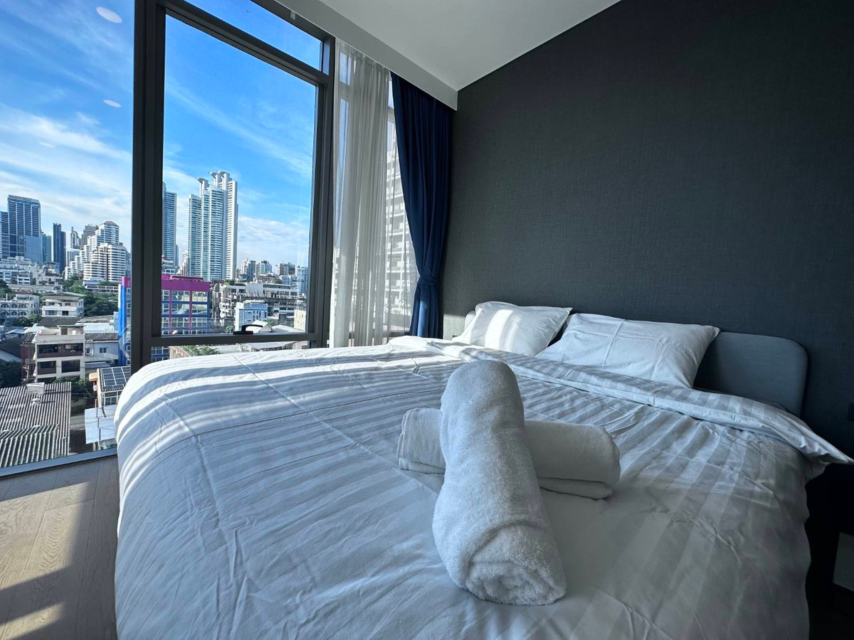 For RentCondoKhlongtoei, Kluaynamthai : Condo for rent, Siamese Exclusive Queens, fully furnished condo, ready to move in, close to MRT Queen Sirikit National Convention Center, only 50 meters!!