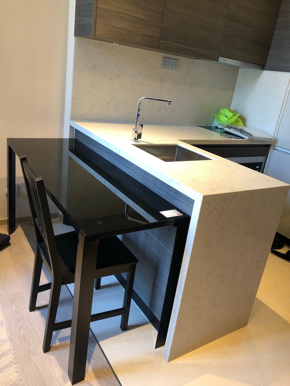 ให้เช่าคอนโดสุขุมวิท อโศก ทองหล่อ : ปล่อยเช่าคอนโด The ESSE Asoke